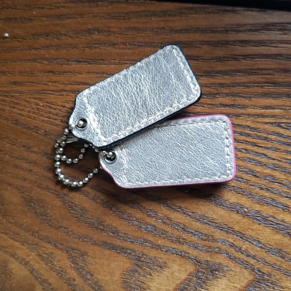 Coach Tags - Picture 2 of 2
